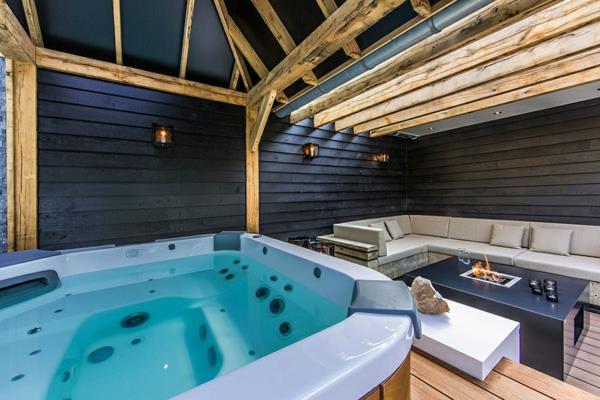 Obiekt i basen wellness ogród jacuzzi