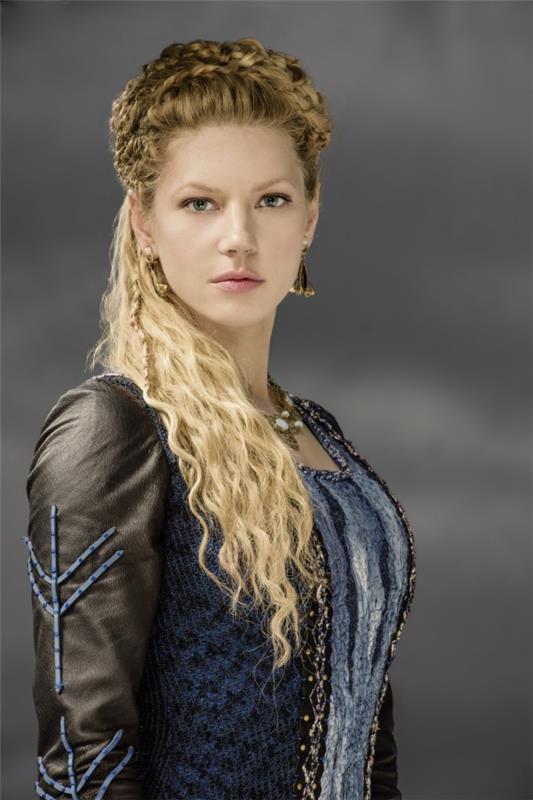 Coiffures vikings pour femmes et hommes, inspirées de la culture nordique lagertha coiffure blondes longues tresses