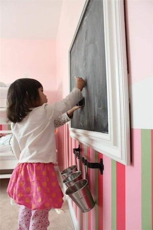 Peinture murs chambre d'enfants tableau noir cadre en bois peinture tableau noir blanc