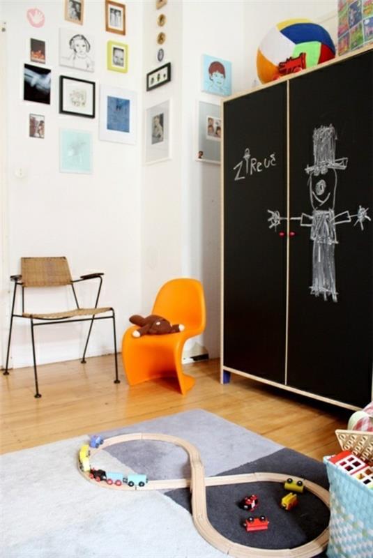 Peinture murs, couleur tableau noir, chambre d'enfant, meuble, armoire, film tableau noir