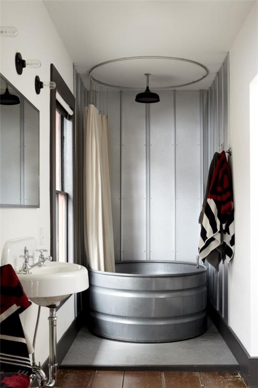 Décorer la baignoire en zinc - idées et astuces pour une décoration de jardin rustique baignoire salle de bain