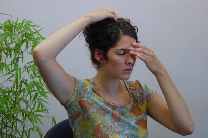 akupresura ból głowy żyj zdrowo zdrowo życie praktyka uzdrawiania masaż strefy akupresury głowa