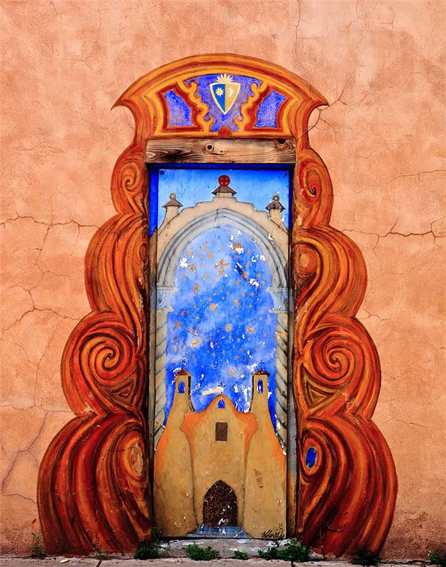 Jasno pomaluj stare drzwi do domu Pomysły na majsterkowanie