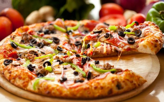 oszczędzaj na jedzeniu co miesiąc jedz pizzę?