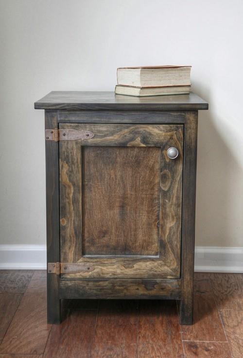 table de chevet bricolage en bois traité antique
