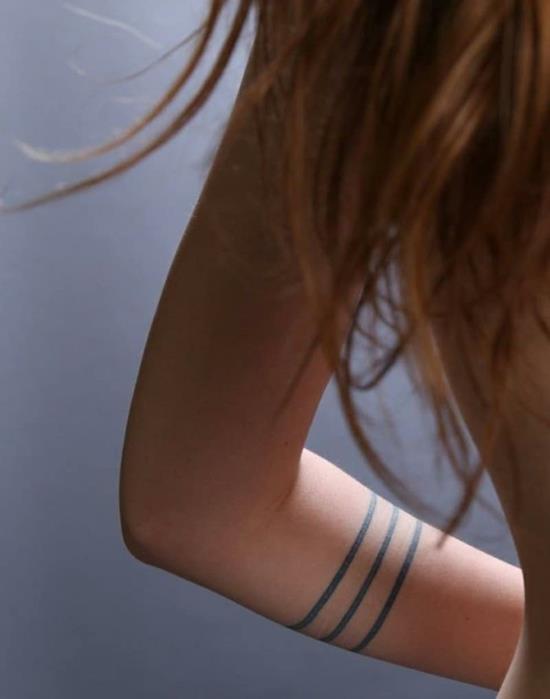 bracelet tatouage femmes blackwork lignes