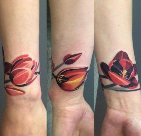 bracelet tatouage femme tulipe