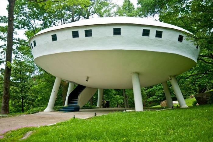 wyjątkowe domy wakacyjne dom statek kosmiczny usa chattanooga