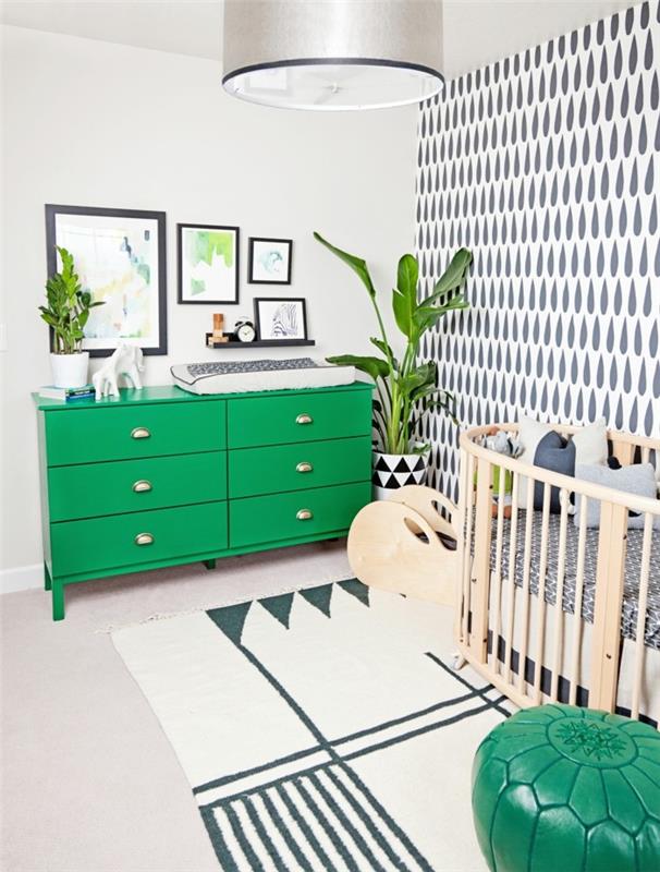 pomysły na wystrój pokoju dziecięcego zielona komoda jasny dywan
