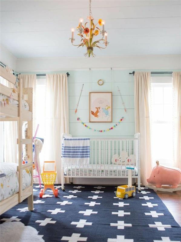 kolory pokoju dziecka jasnozielony akcent ścienny niebieski dywan