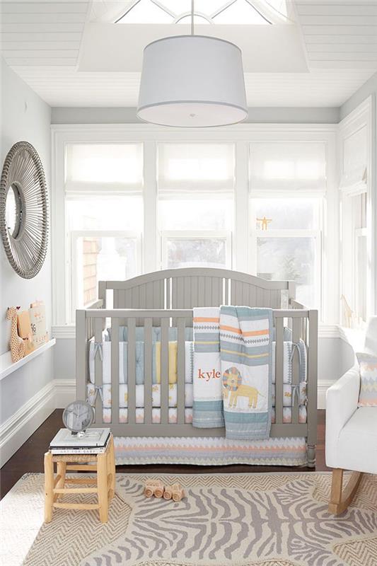 chambre de bébé design ensemble de chambre de bébé gris blanc