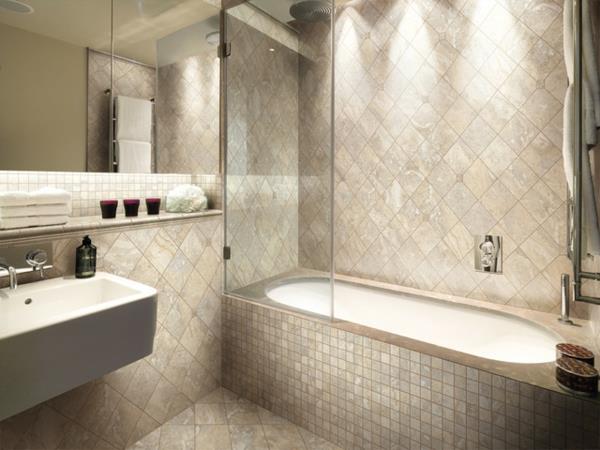 baignoire carrelage salle de bain décoration meubles de salle de bain
