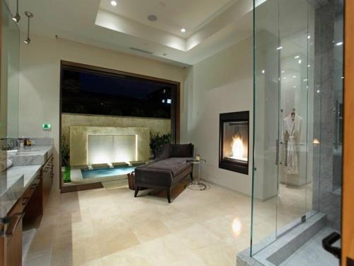 salle de bain cheminée design canapé doux velours foncé