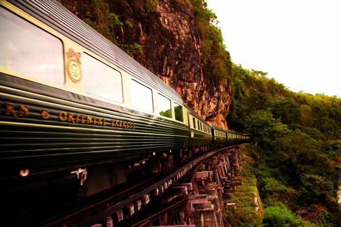 voyage en train oriental orient express destinations de voyage chemins de fer luxe 5 étoiles sur roues