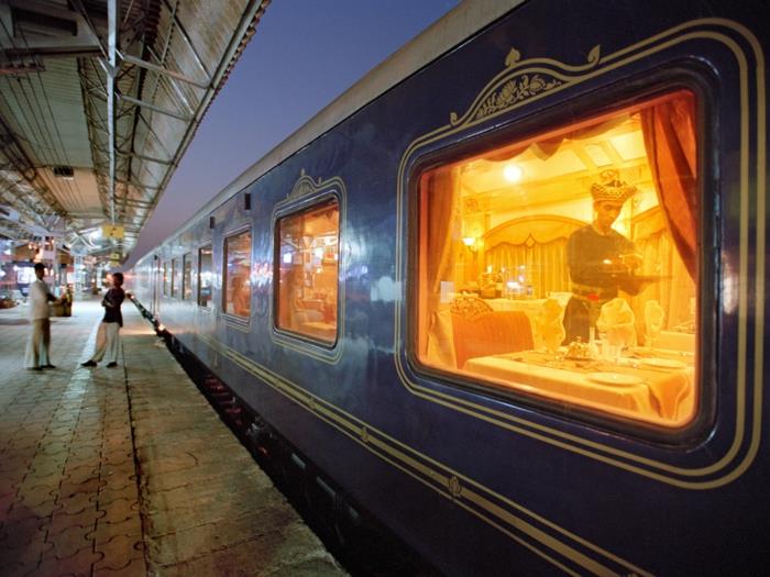 voyage en train taj mahal destinations de voyage trajets en train jaune