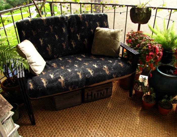 pomysły na projekt balkonu rośliny sofa meble balkonowe pomysły dekoracyjne