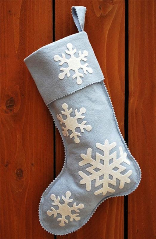 pomysły na rękodzieło na bożonarodzeniowe buty mikołajowe szyjące płatki śniegu z filcu