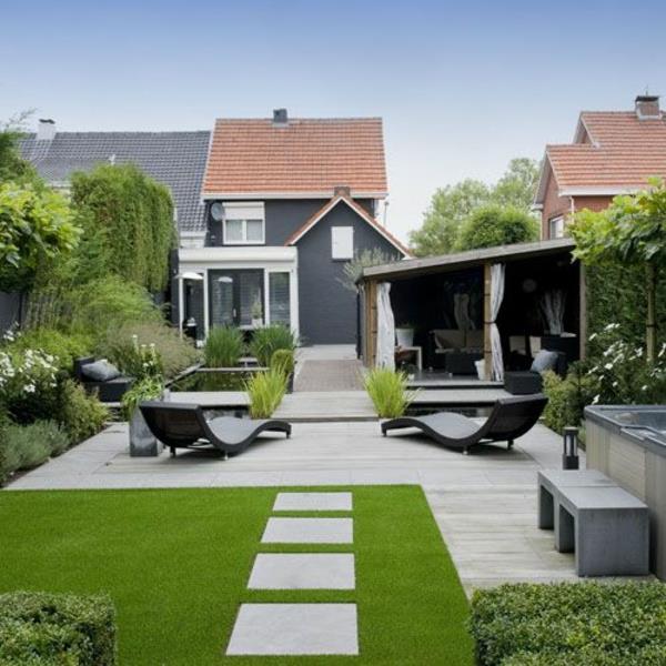 przykładami nowoczesnej pergoli ogrodowej są trawniki