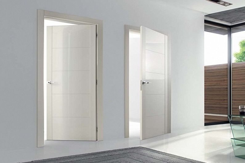 Weiße Türen im Innenraum - Materialien für die Herstellung