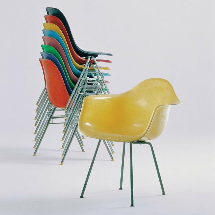 célèbres architectes Charles et Ray Eames chaises