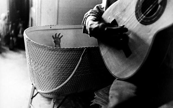 célèbre photographe ralph gibson bangkok noir blanc