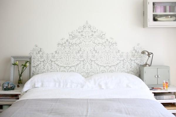 zagłówek łóżka malowanie ścian biała pościel
