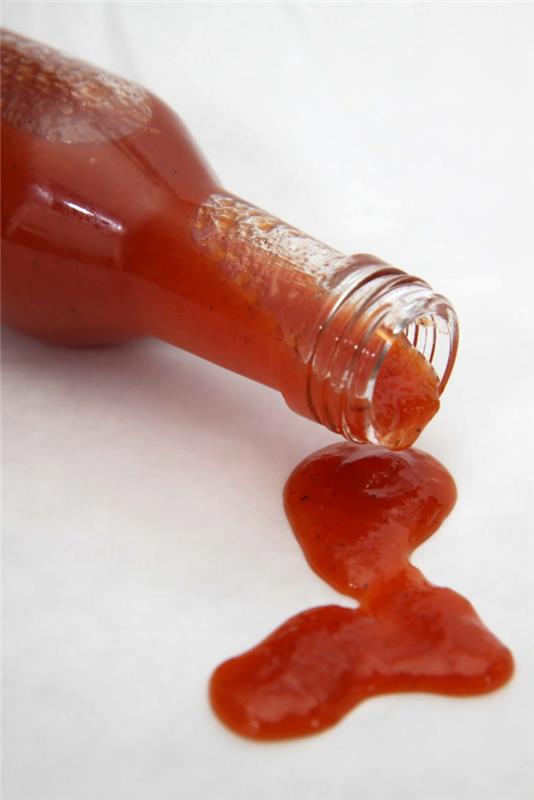 Świadomy dietetyczny ketchup więcej cukru