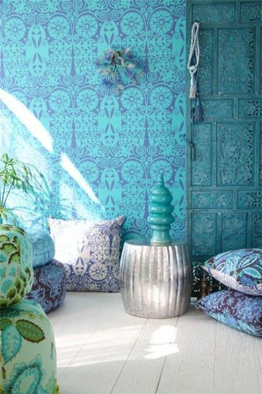 ornements de motif de papier peint bleu dans un style oriental
