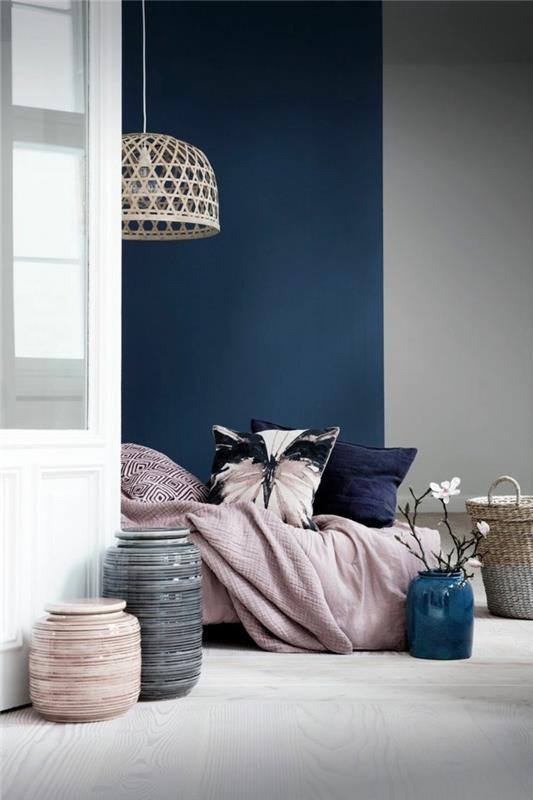 niebieskie odcienie różowy kolor proszku wyposażenie sypialni