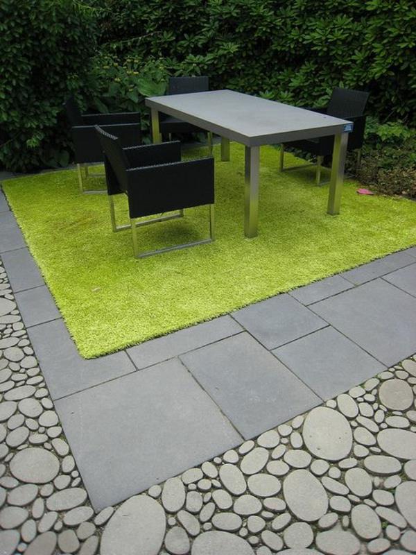 revêtement de sol composé de 3 éléments meubles de jardin