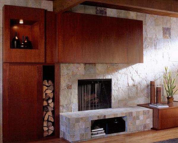 Rangez correctement les carreaux d'aspect pierre naturelle en bois d'étagère à bois de chauffage