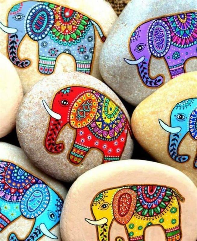 kolorowe motywy malowania kamieni słonia indyjskiego