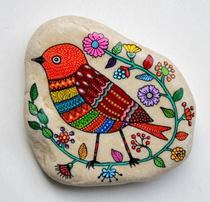 kolorowy motyw kamieni malujących ptak