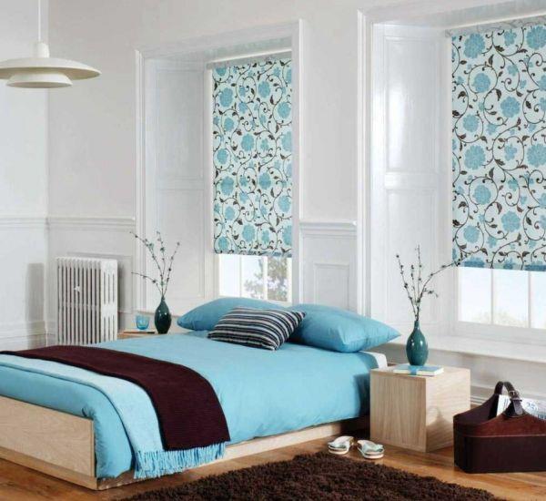fajna paleta kolorów sypialni niebieski brązowy dywan