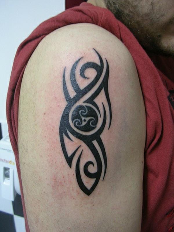 images de tatouages ​​​​idées de tatouage du haut du bras