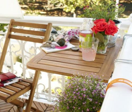 fajne pomysły na meble ogrodowe na patio składany stół składane krzesła