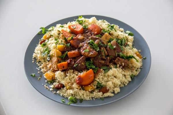 Préparer couscous agneau recette marocaine