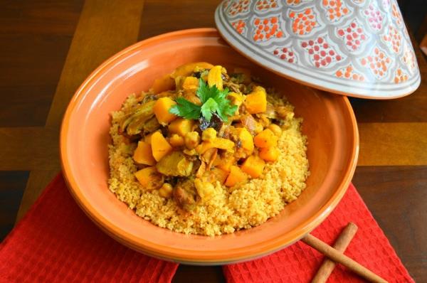 Préparer un plat oriental de couscous