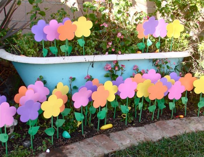 pomysły deco wiosenny ogród udekoruj kolorowe kwiaty