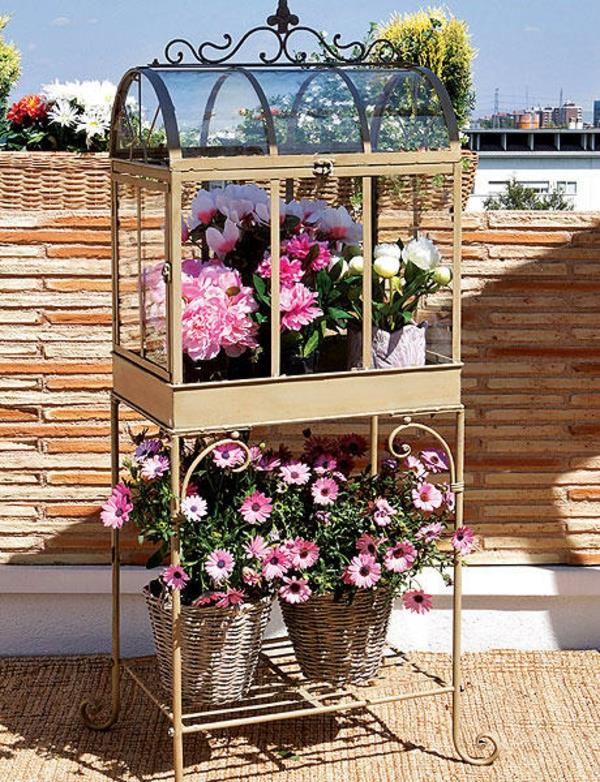 ozdoba ogrodowa stojak na kwiaty
