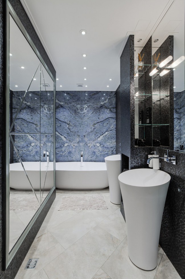 Изключителен дизайн на баня със сини гранитни плочи