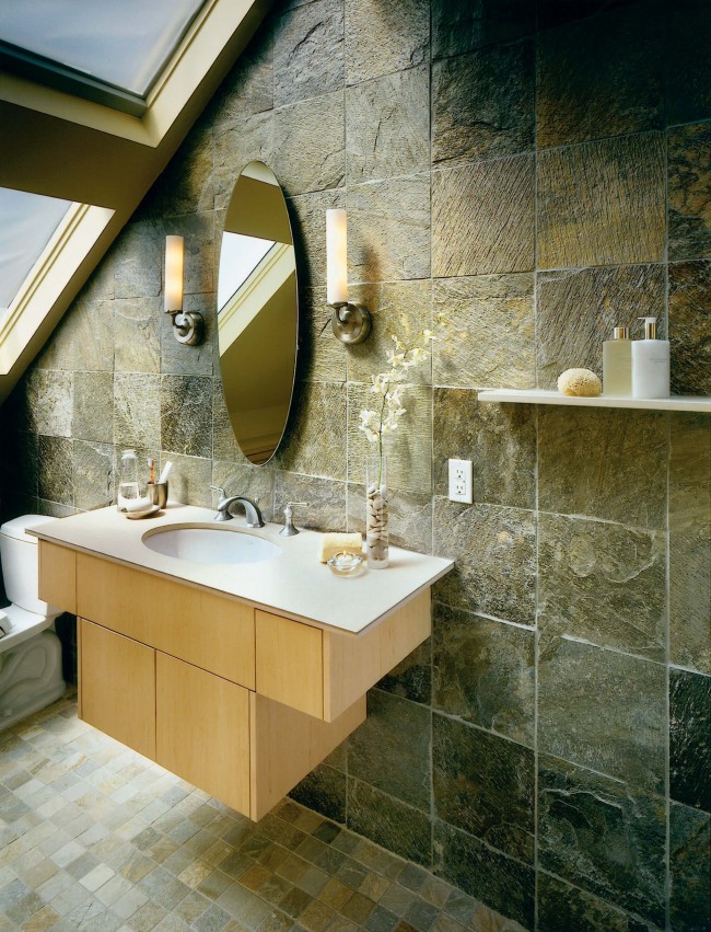 Декорация на стени за баня с ръждиви плочки от шисти