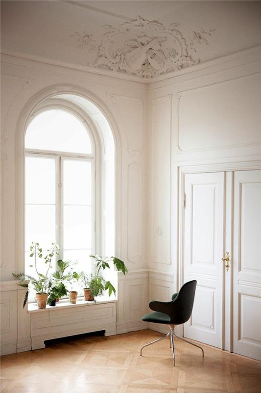 porady dekoratorskie rośliny parapetowe fotele drewniane płytki