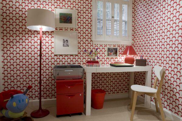 designerskie biuro parsons biurko biała czerwona biała lampa podłogowa do drukarki