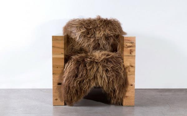 designerskie meble wyczuwalny fotel z wełny