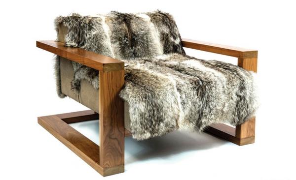 designerski fotel z wrażliwą wełną orzechową