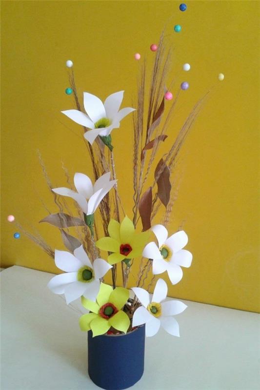 idées de bricolage décoration papier fleurs vase