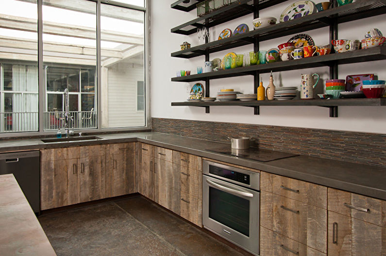 Kuchyňský design 8 m2 podkrovní styl