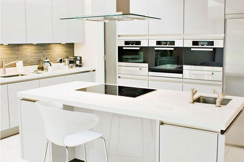 Кухненски дизайн 8 кв.м. в стила на минимализма