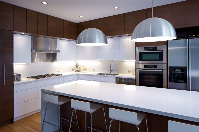 Moderní hnědá kuchyně - interiérový design